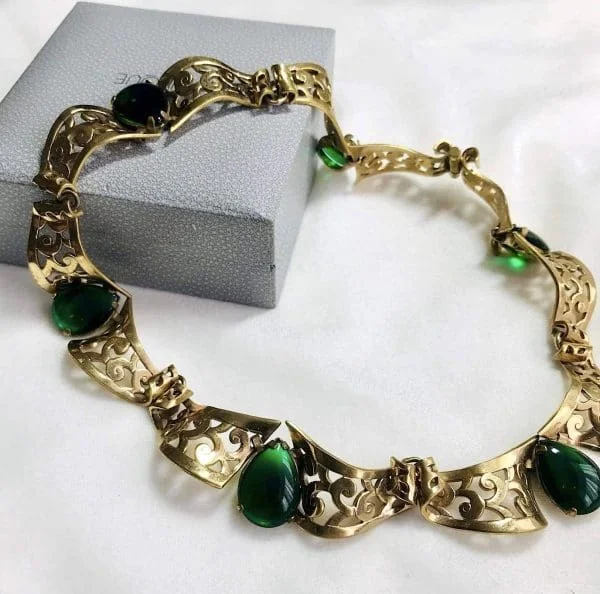 Vintage Boucher Parisina Silver Vermeil Emerald Collar Circa 1940s - Image 3