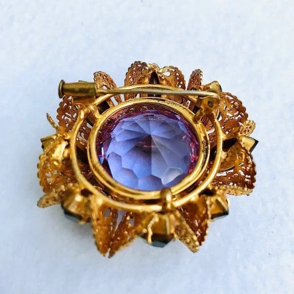 French Couture Amethyst and Olivine Paste Brooch by Roger Jean Pierre - Image 4