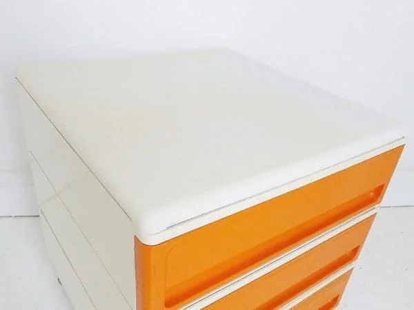 French Plastic Chest Of Drawers By Marc Held For Prisunic - Image 4