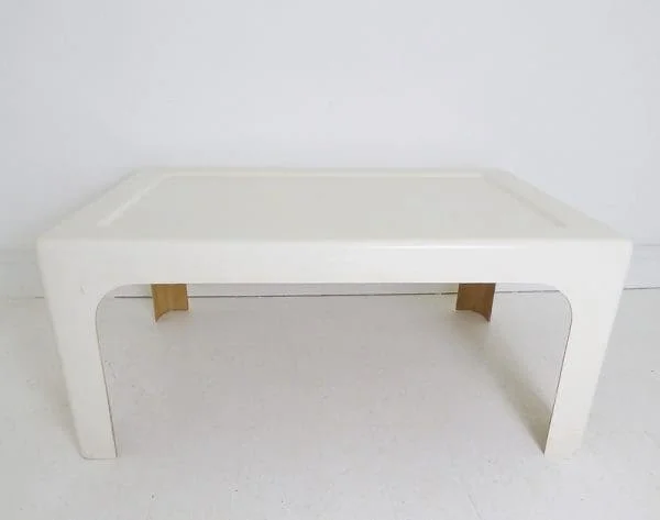 White Fibreglass Coffee Table By Marc Berthier For Prisunic - Image 2