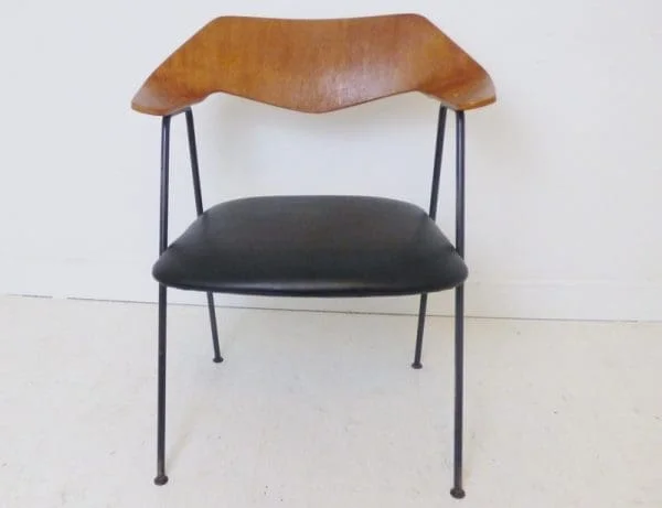 Original Teak Model 675 Chair By Robin Day For Hille - Image 2