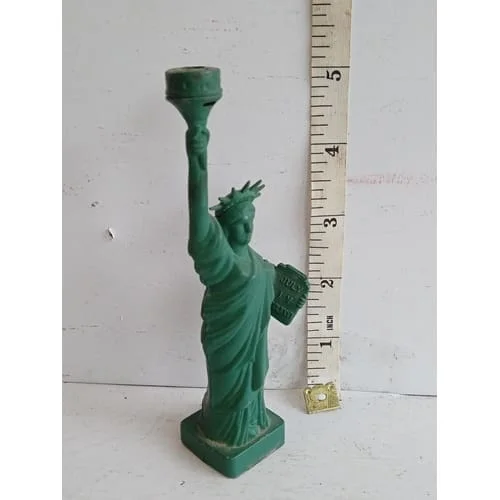 statue of liberty cigarette lighter 1940s Metal Statue of Liberty Lighter