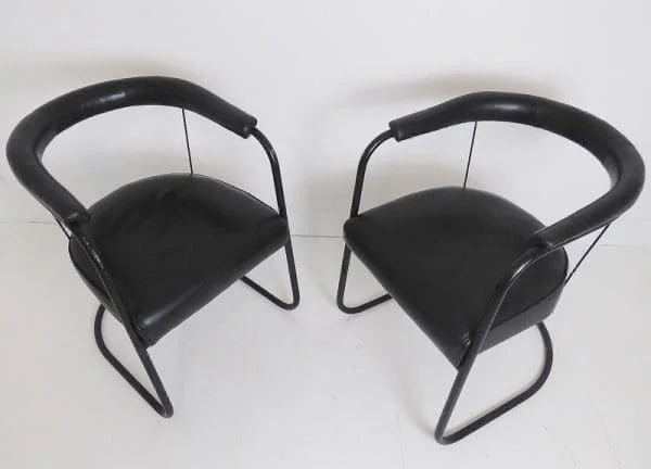 Midcentury Pair of Black Leather Lounge Armchairs By Oliver Percy Bernard For Pel - Image 2