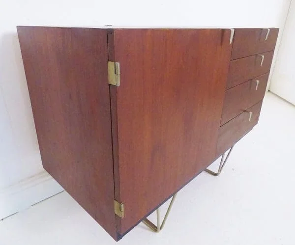 Mid Century Teak S Range Sideboard Cabinet By John & Sylvia Reid For Stag - Image 4