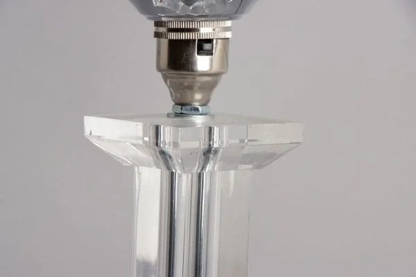 Modernist Art Deco Acrylic Table Lamp - Image 4