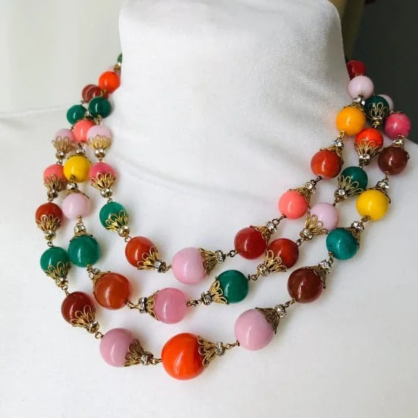 Vintage Chanel Multi Colour Gripoix Glass Bead Necklace Circa 1950s - Image 3