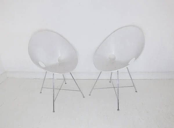 Vintage Pair of White Bentwood Model ST664 Chairs By Eddie Harris For Thonet