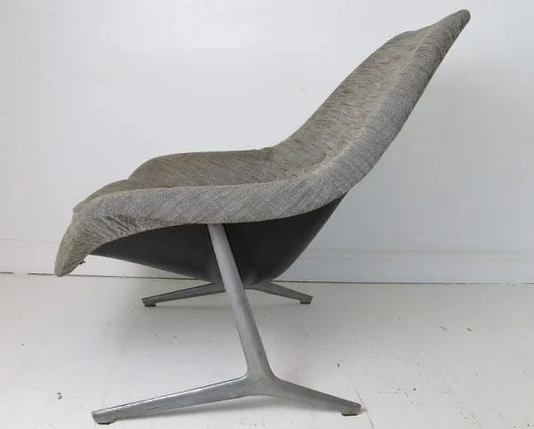 Vintage Fibreglass Lounge Chair By Walter S Chenery For Lurashell - Image 4