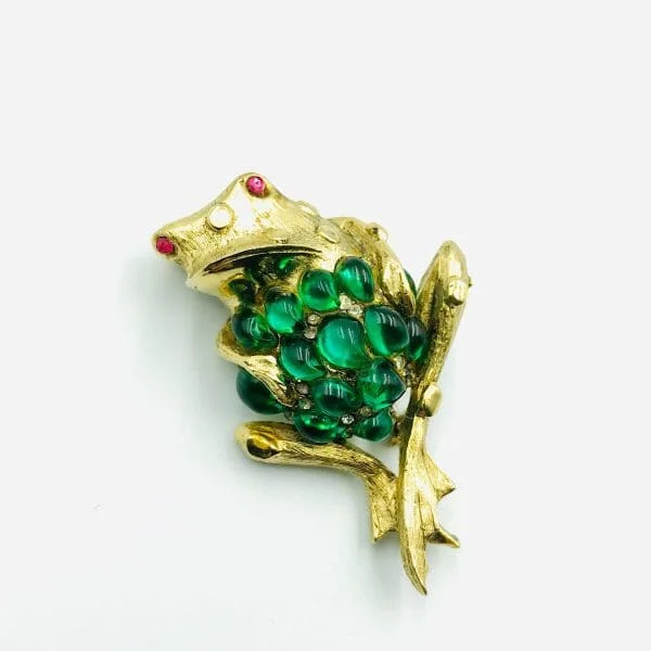 Vintage Frog Brooch by Hattie Carnegie - Image 4