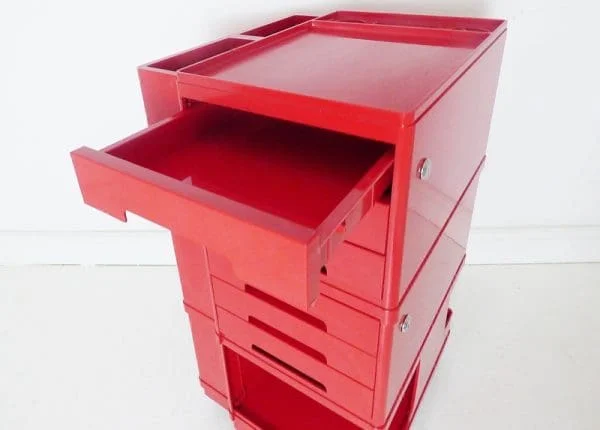 Mid-Century Italian Red Plastic Storage Trolley By Giovanni Pelis For Stile Neolt Italy - Image 4