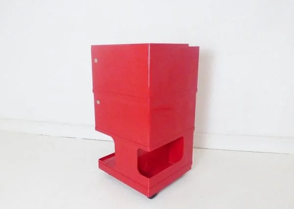 Mid-Century Italian Red Plastic Storage Trolley By Giovanni Pelis For Stile Neolt Italy - Image 5