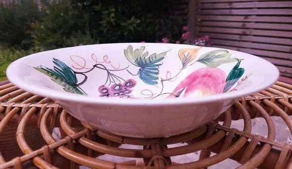 Hand-painted 1960's Italian Summer Serving Bowl - Image 2