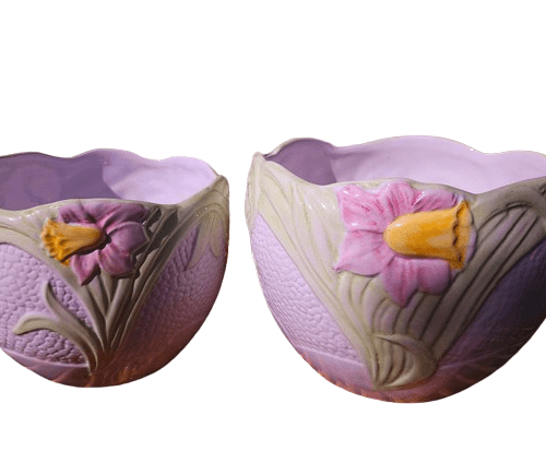 Pair of Martan Portugal Scalloped Plant Pots with Majolica Pink Daffodils