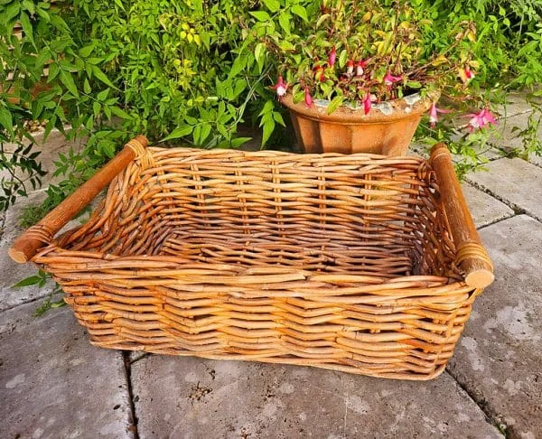 Rustic Hamper Basket with Wooden Handles - Image 5