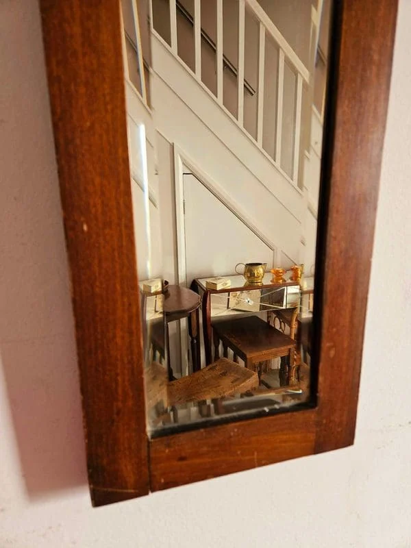 Antique narrow hall mirror with bevelled glass and carved oak frame - Image 4