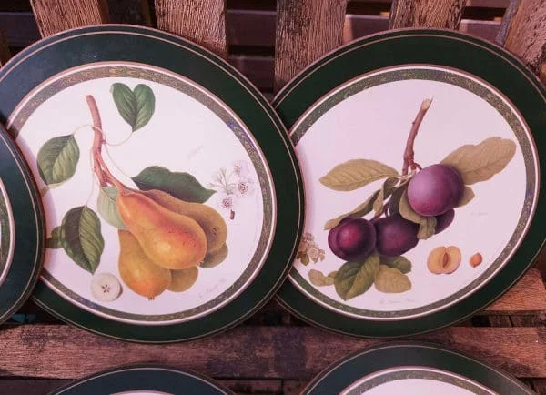 Set of 6 Pimpernel Circular or Rectangular Placemats of Hooker's Finest Fruits - Image 10