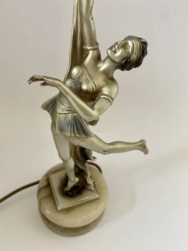 Art Deco Spelter lady lamp - Image 3