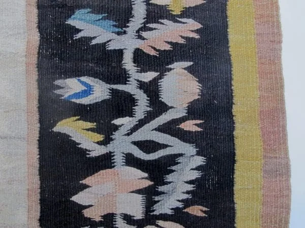 Very Pretty Ukrainian Kilim - Image 8