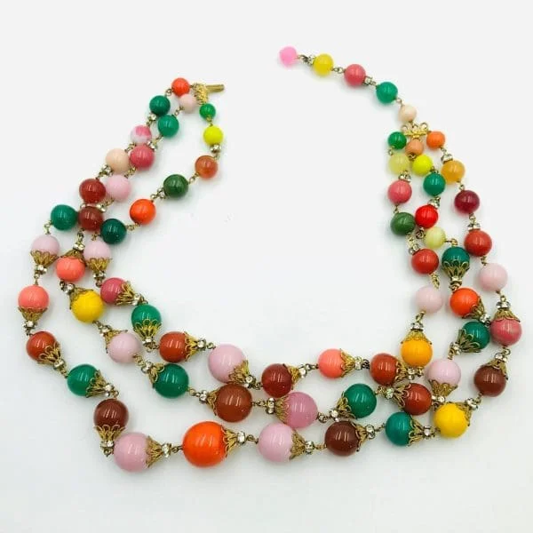 Vintage Chanel Multi Colour Gripoix Glass Bead Necklace Circa 1950s - Image 2