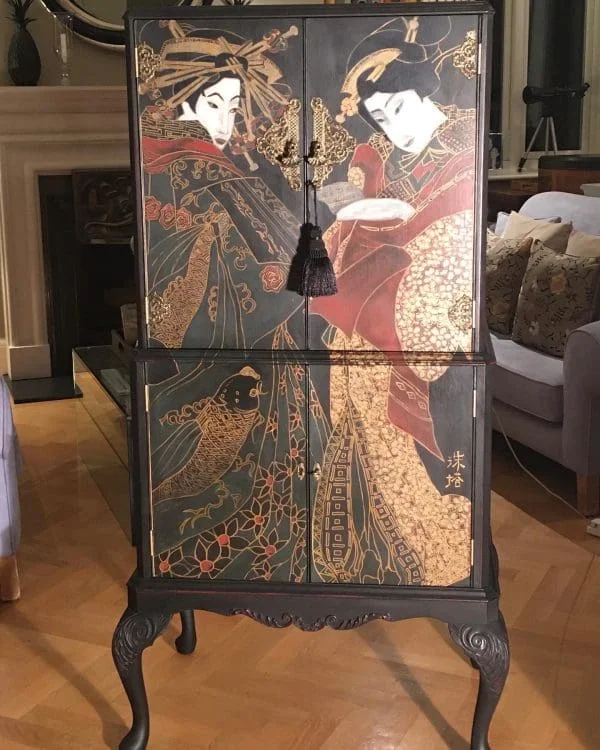 Queen Anne Vintage Reproduction Cocktail Cabinet. 'Geisha' - Image 3