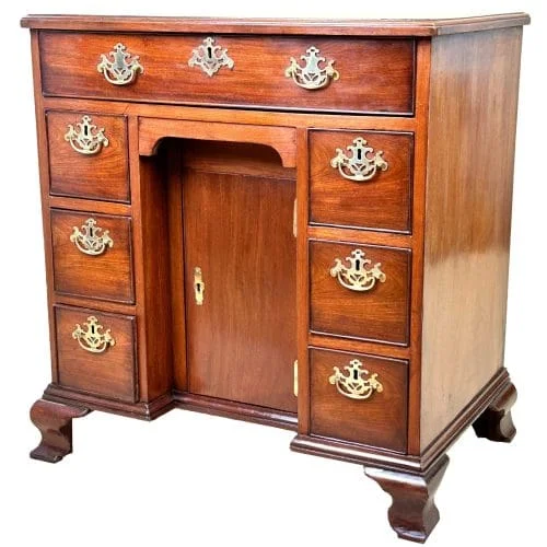 18th Century Georgian Mahogany Kneehole Desk