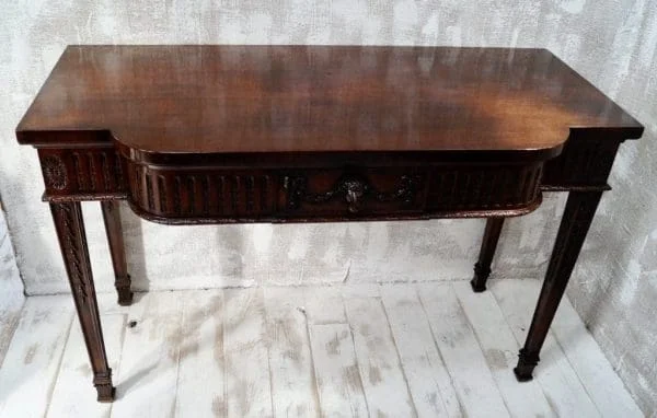 Victorian Mahogany Serving Table in the Manner of Robert Adams - Image 4