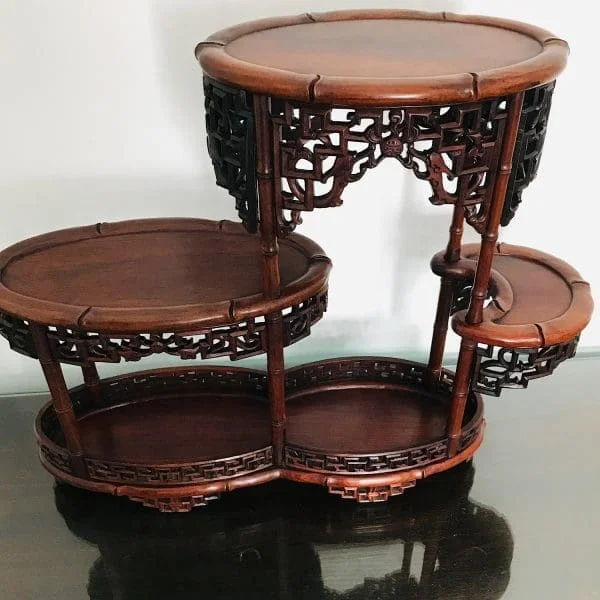 Chinese hardwood table display shelves, c.1920. - Image 5