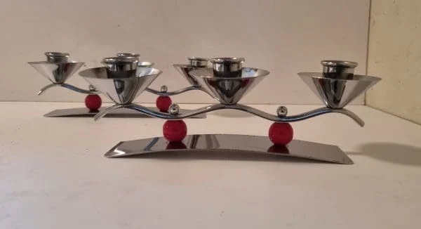 A Pair of Art Deco Chrome and Bakelite candelabras - Image 3