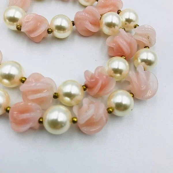 Louis Rousselet Pink Swirl Bead and Pearl Necklace - Image 5