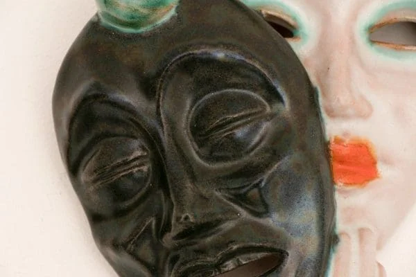 Austrian Art Deco 'Tragedy' Wall Mask by Goldscheider c.1930 - Image 3