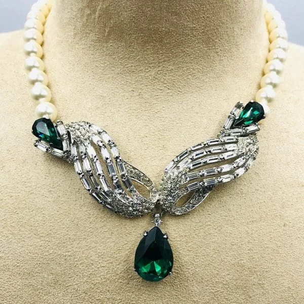 Vintage Silver and Glass Pearl Emerald Drop Necklace Circa 1950s - Image 3