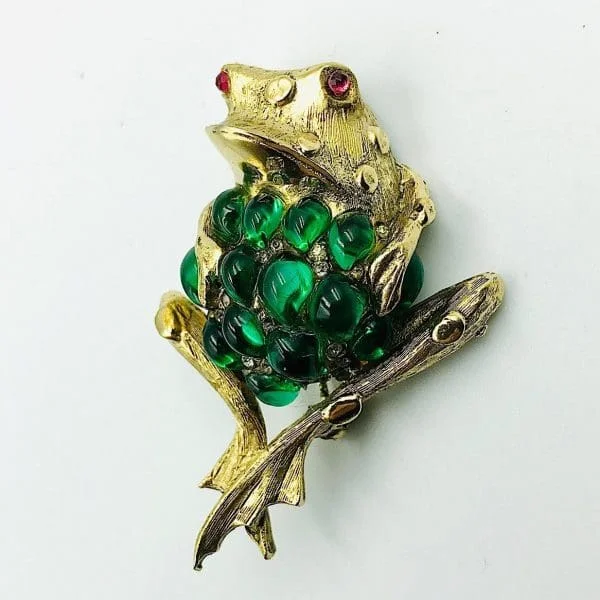 Vintage Frog Brooch by Hattie Carnegie - Image 2