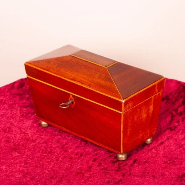 Small 19th C Mahogany Tea Caddy - Image 4