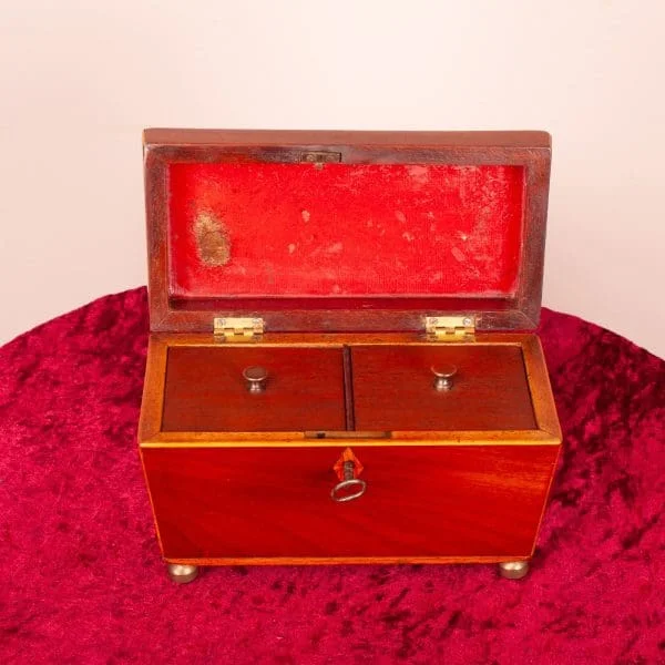 Small 19th C Mahogany Tea Caddy - Image 8