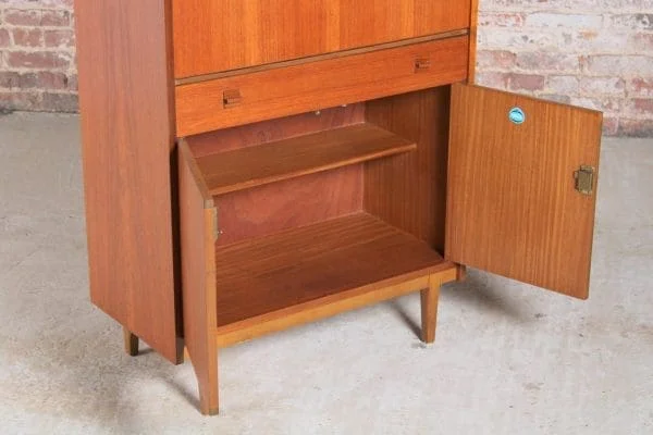 Mid Century teak drinks cabinet by Nathan, England, circa 1960s - Image 5