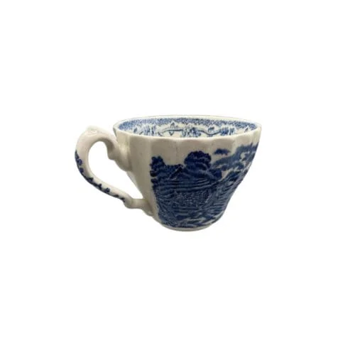 The Hunt - Blue White Teacup