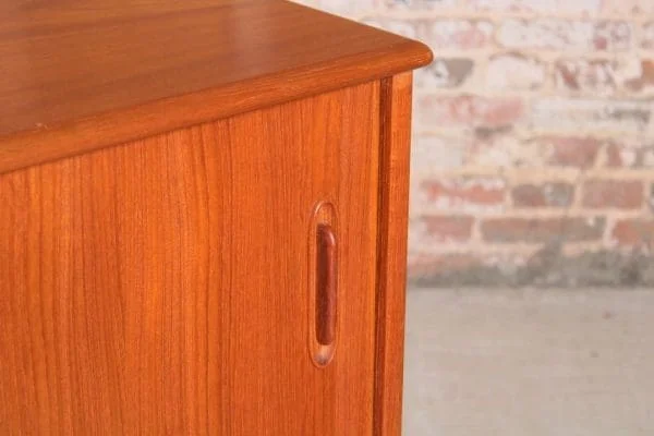 Mid Century teak sideboard by Nils Jonsson for Troeds, Sweden - Image 7