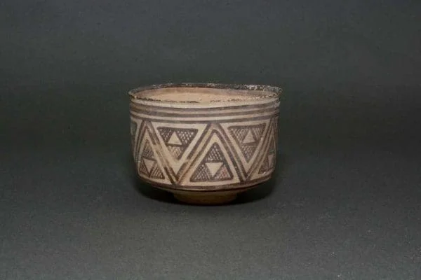 Western Asiatic Neolithic Pottery Bowl 4th-3rd millennium BC - Image 7