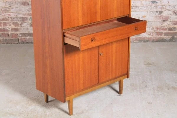 Mid Century teak drinks cabinet by Nathan, England, circa 1960s - Image 4