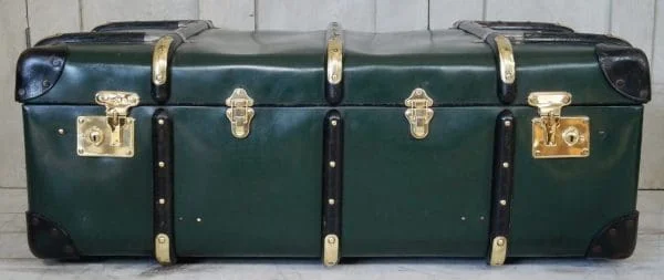 Large Vintage Globe Trotter Cabin Trunk - Image 10