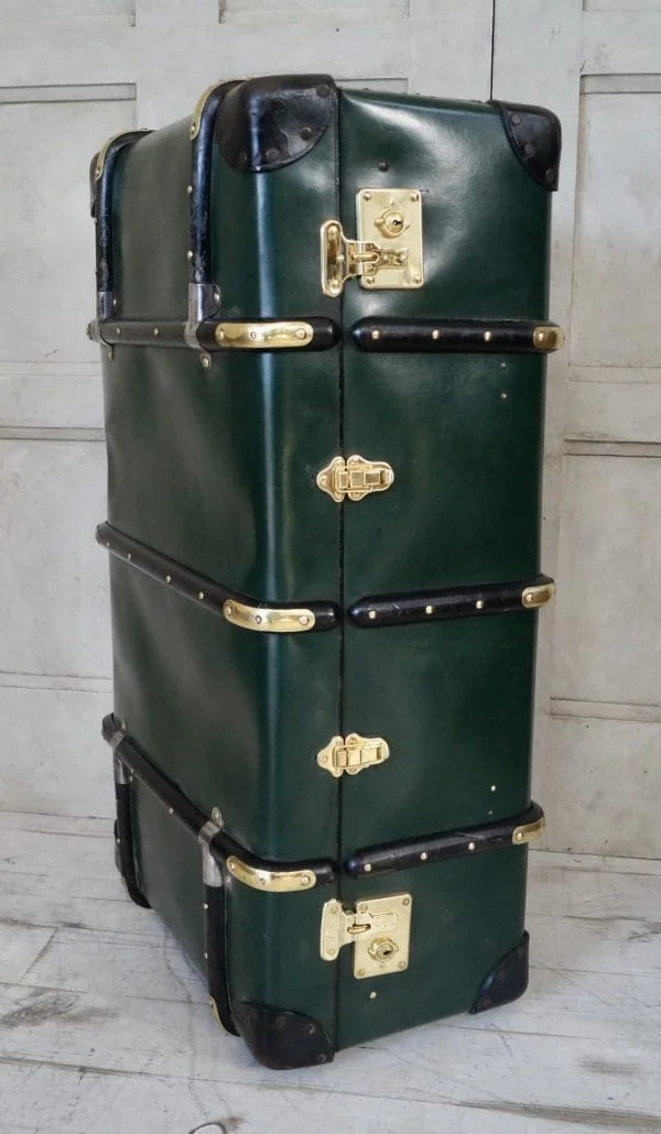 Large Vintage Globe Trotter Cabin Trunk - Image 4