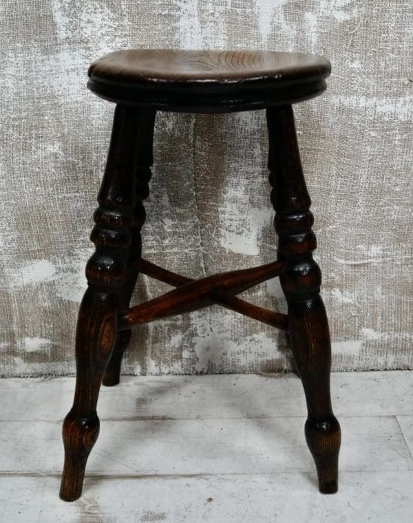 Georgian Elm Tavern Stool - Image 3