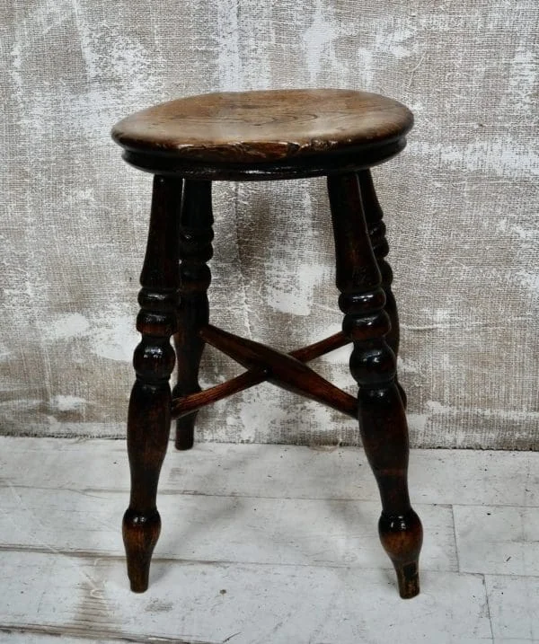 Georgian Elm Tavern Stool - Image 2