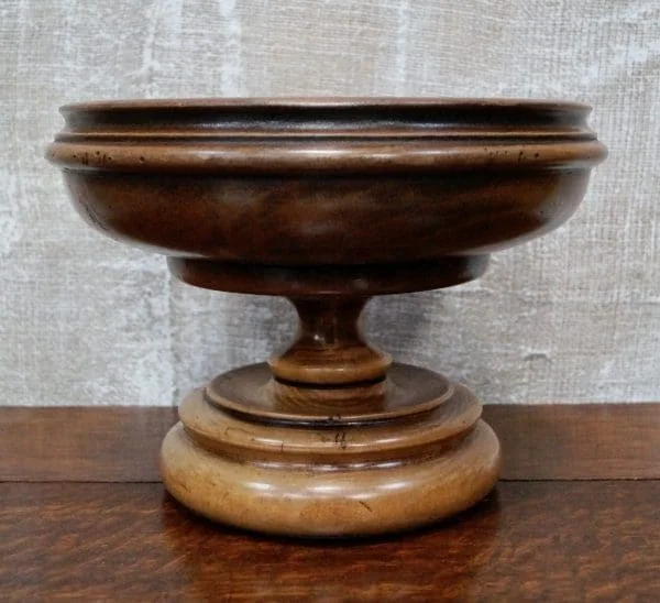 Regency Walnut Tazza Bowl