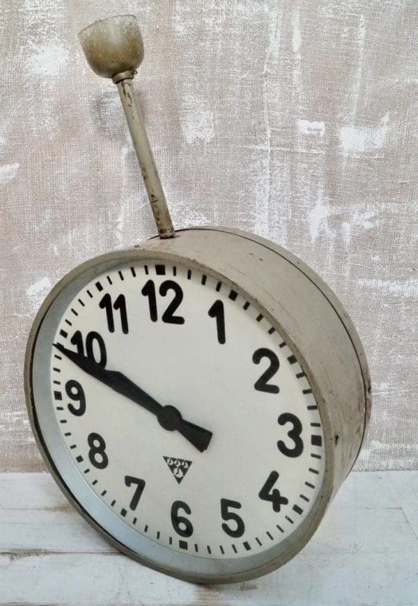 Vintage Pragotron Double Sided Station Clock - Image 4