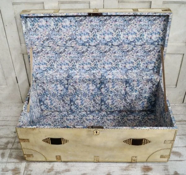 Regency Vellum Travel Trunk - Image 7