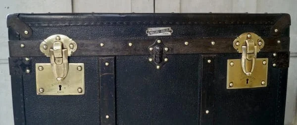 Antique “Malles Gisler Paris” Travel Trunk - Image 9