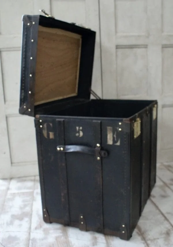 Antique “Malles Gisler Paris” Travel Trunk - Image 6