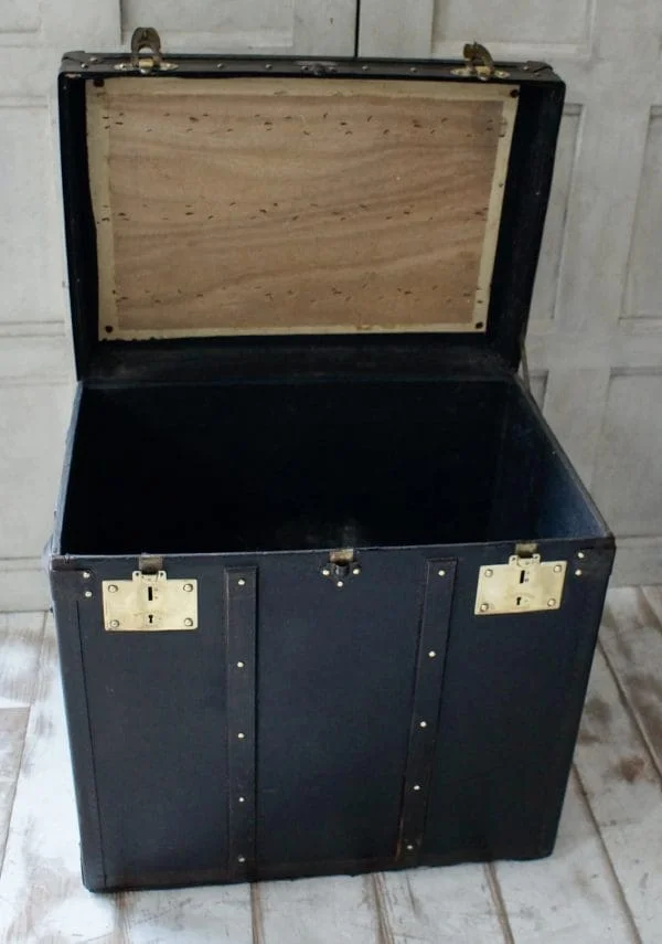 Antique “Malles Gisler Paris” Travel Trunk - Image 2