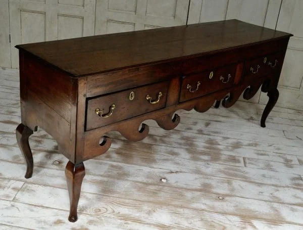 Early Georgian Oak Dresser Base - Image 6